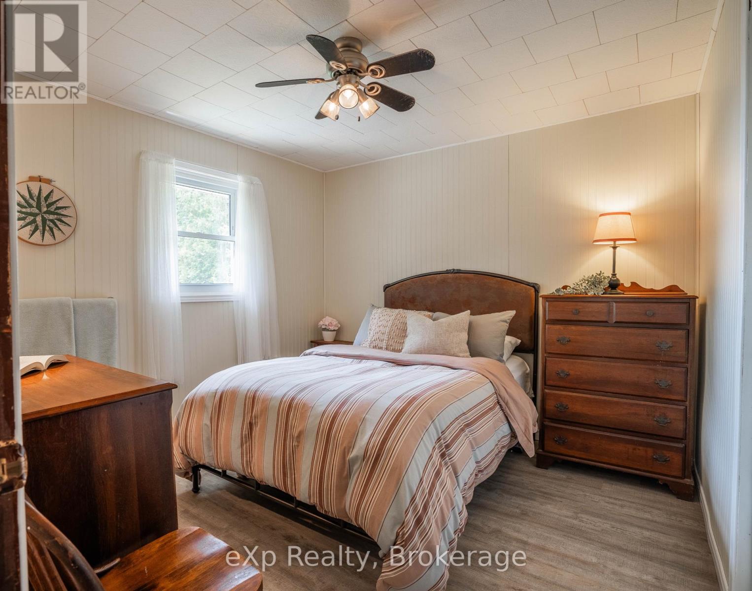 248 Widgeon Cove Road, Northern Bruce Peninsula, Ontario  N0H 2T0 - Photo 15 - X12150989