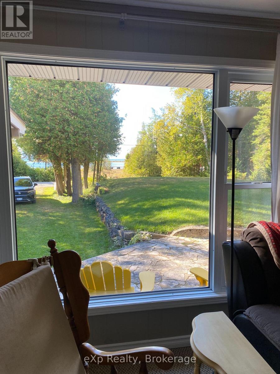 248 Widgeon Cove Road, Northern Bruce Peninsula, Ontario  N0H 2T0 - Photo 10 - X12150989