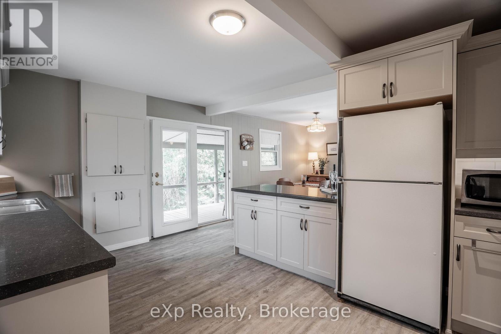 248 Widgeon Cove Road, Northern Bruce Peninsula, Ontario  N0H 2T0 - Photo 25 - X12150989
