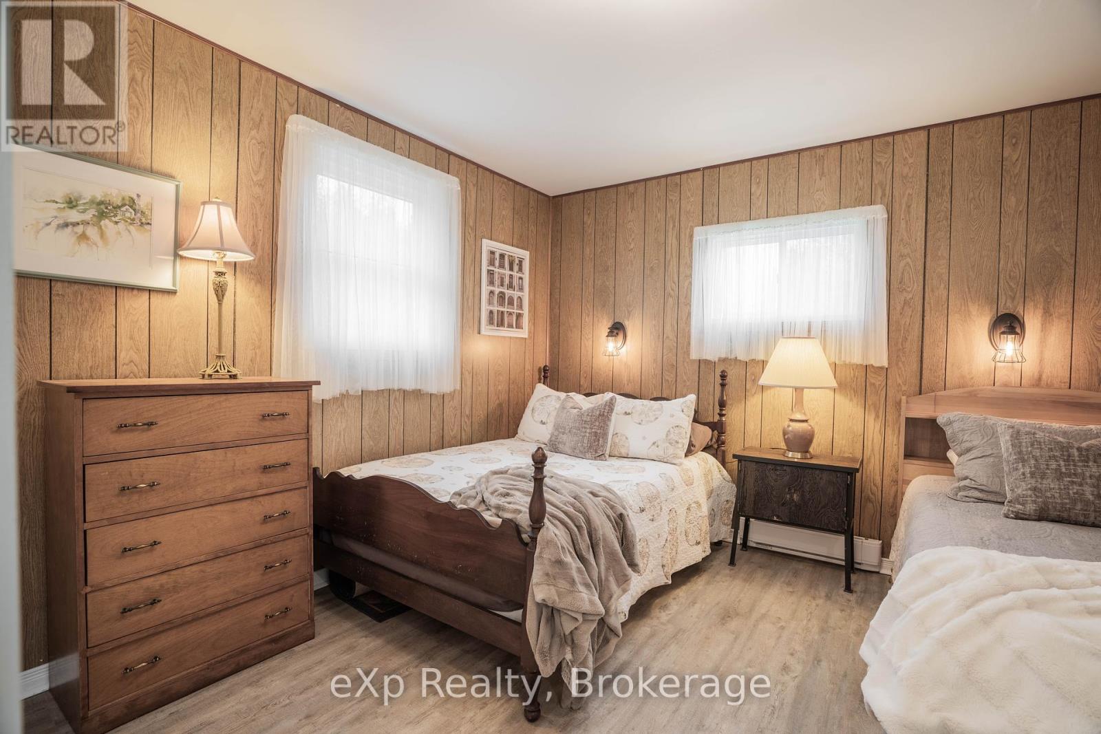248 Widgeon Cove Road, Northern Bruce Peninsula, Ontario  N0H 2T0 - Photo 30 - X12150989