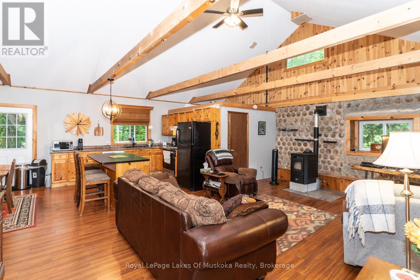 2709 Muskoka District 118 Road W, Muskoka Lakes, Ontario  P0B 1J0 - Photo 21 - X12249655