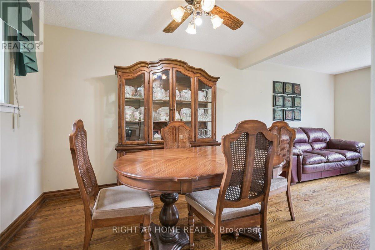 12 Eldon Court, Brampton, Ontario  L6T 2B9 - Photo 13 - W12295748