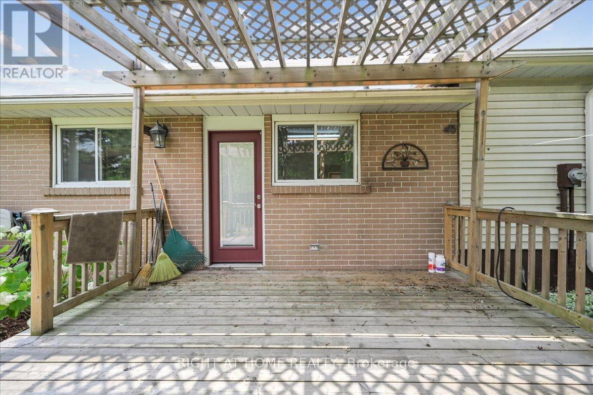12 Eldon Court, Brampton, Ontario  L6T 2B9 - Photo 37 - W12295748