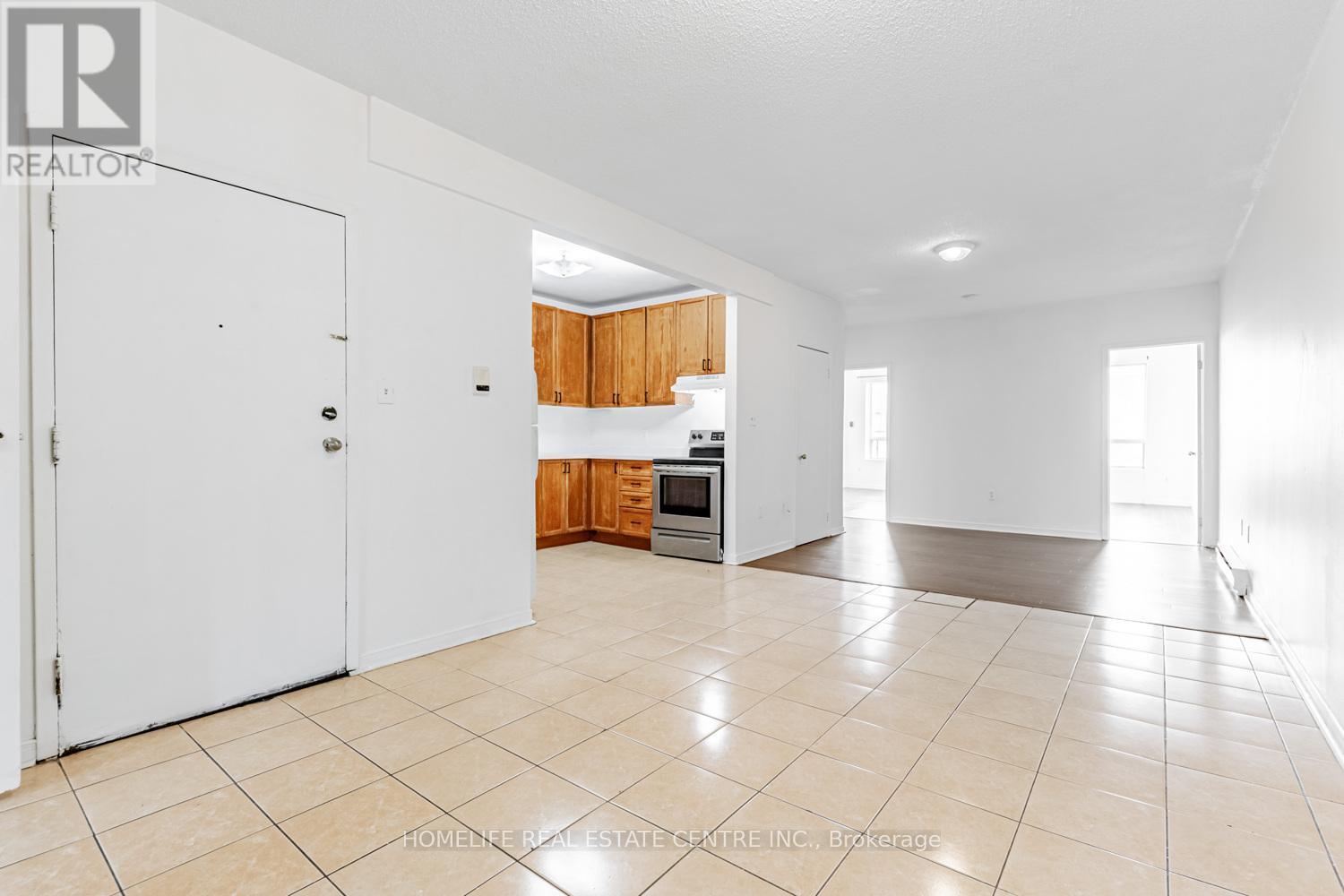303 - 223 Jameson Avenue, Toronto, Ontario  M6K 2Y7 - Photo 11 - W12295661
