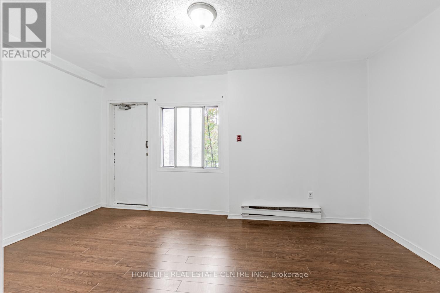 303 - 223 JAMESON AVENUE, Toronto, Ontario