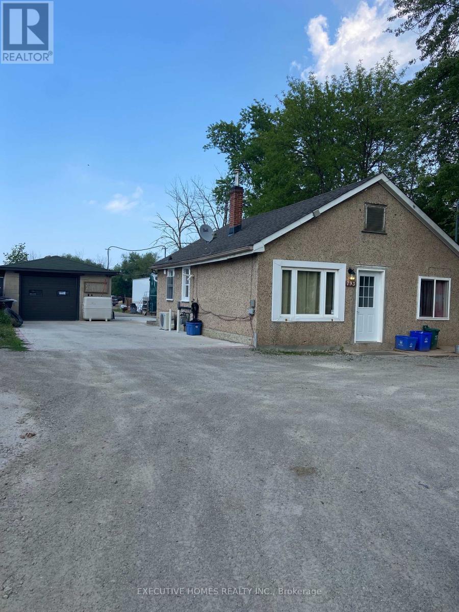 Property at 793 BARTON STREET image 1
