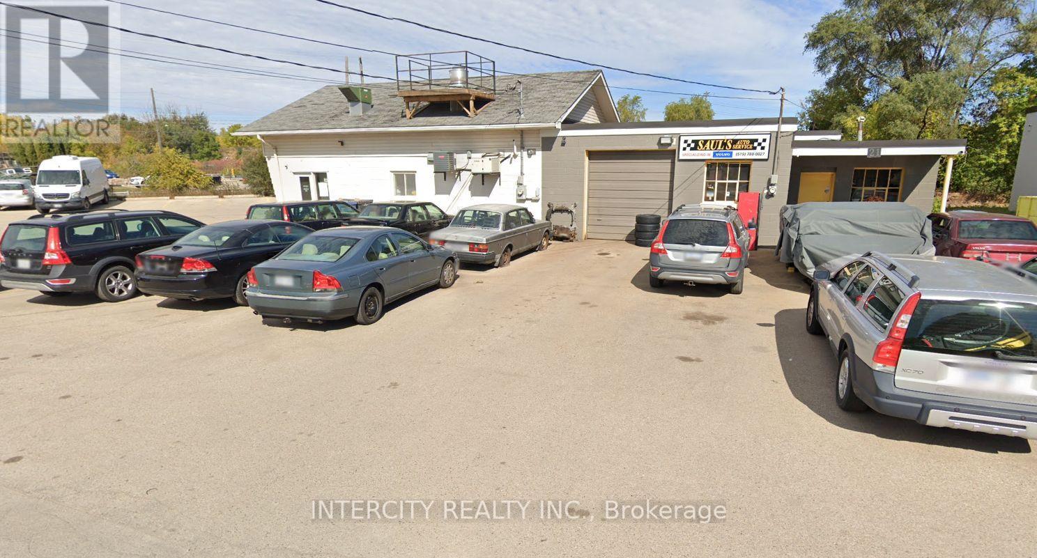 21 Industrial Street, Guelph, Ontario  N1E 6C2 - Photo 15 - X12295762