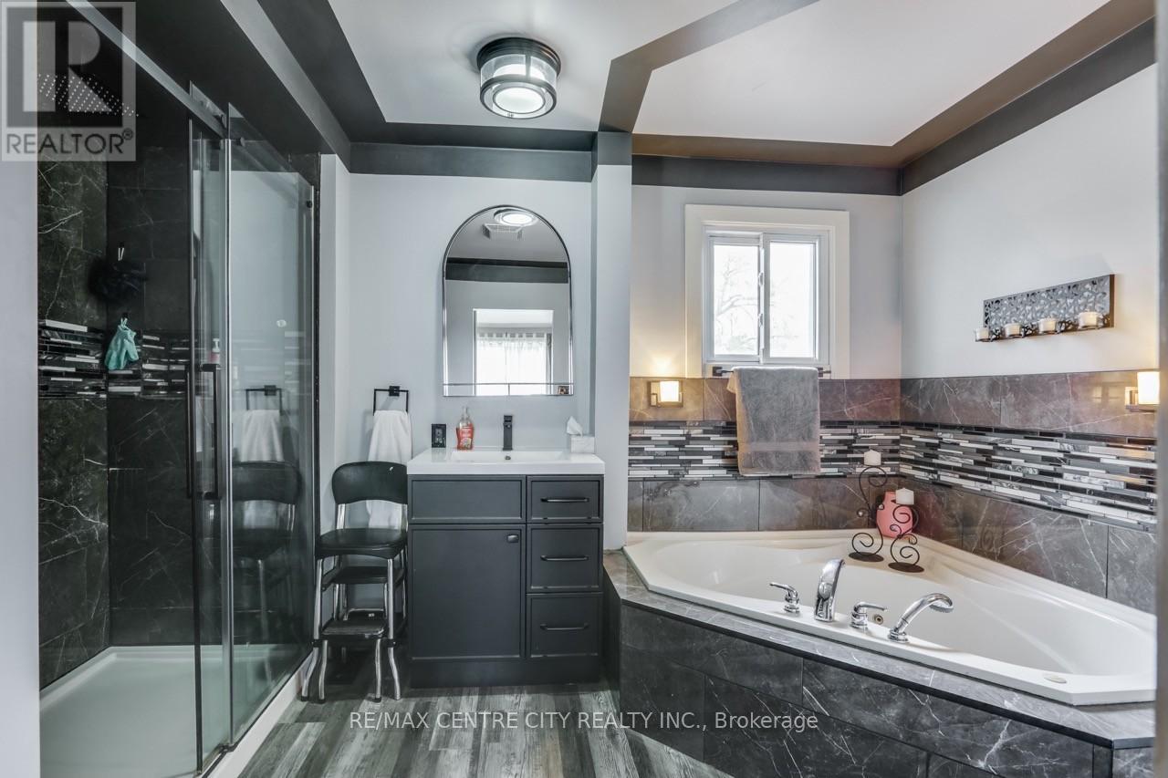 22 Charles Street, Thames Centre, Ontario  N0L 1G2 - Photo 9 - X12149762