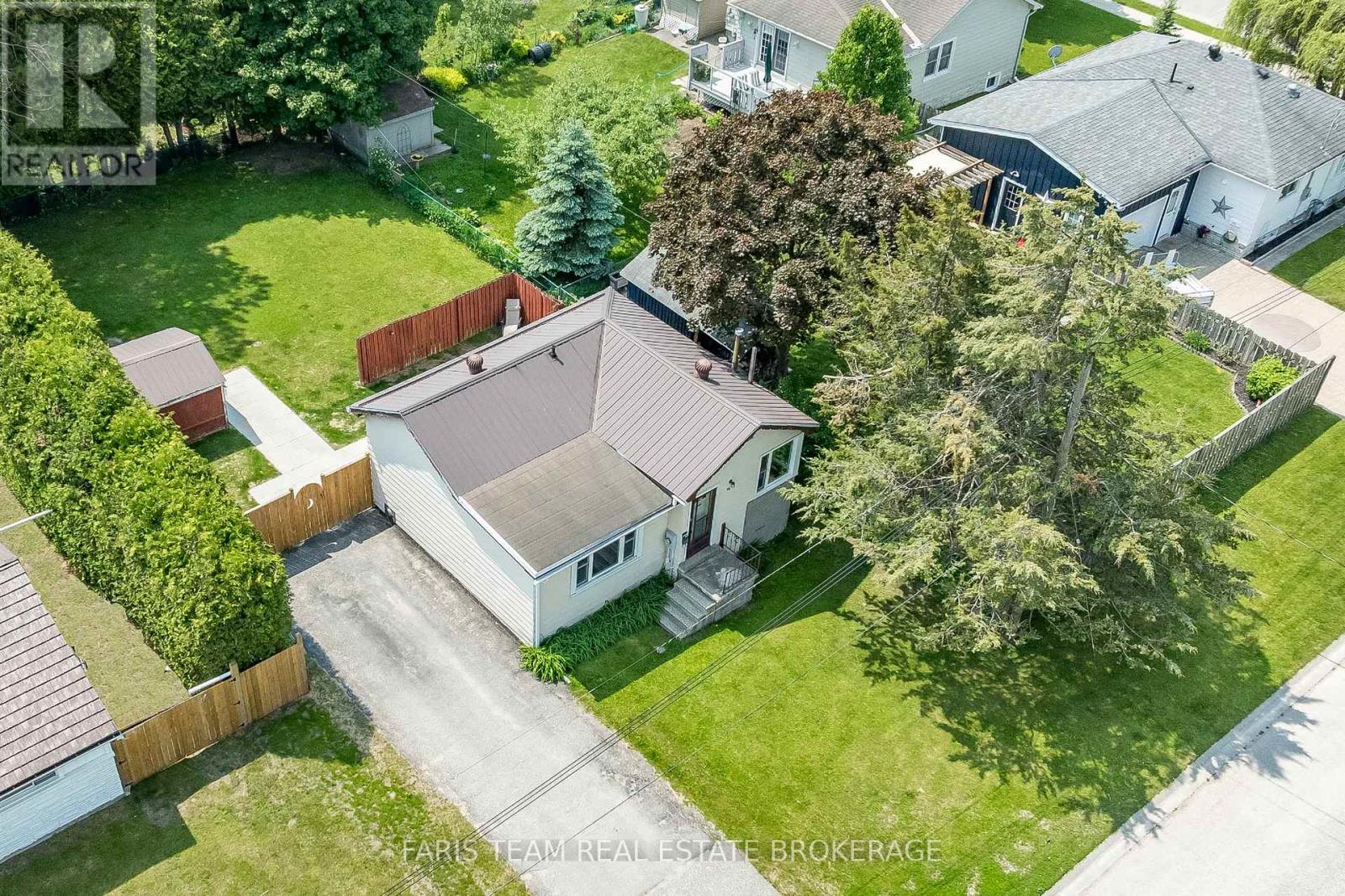 Property at 335 JOHN STREET image 2