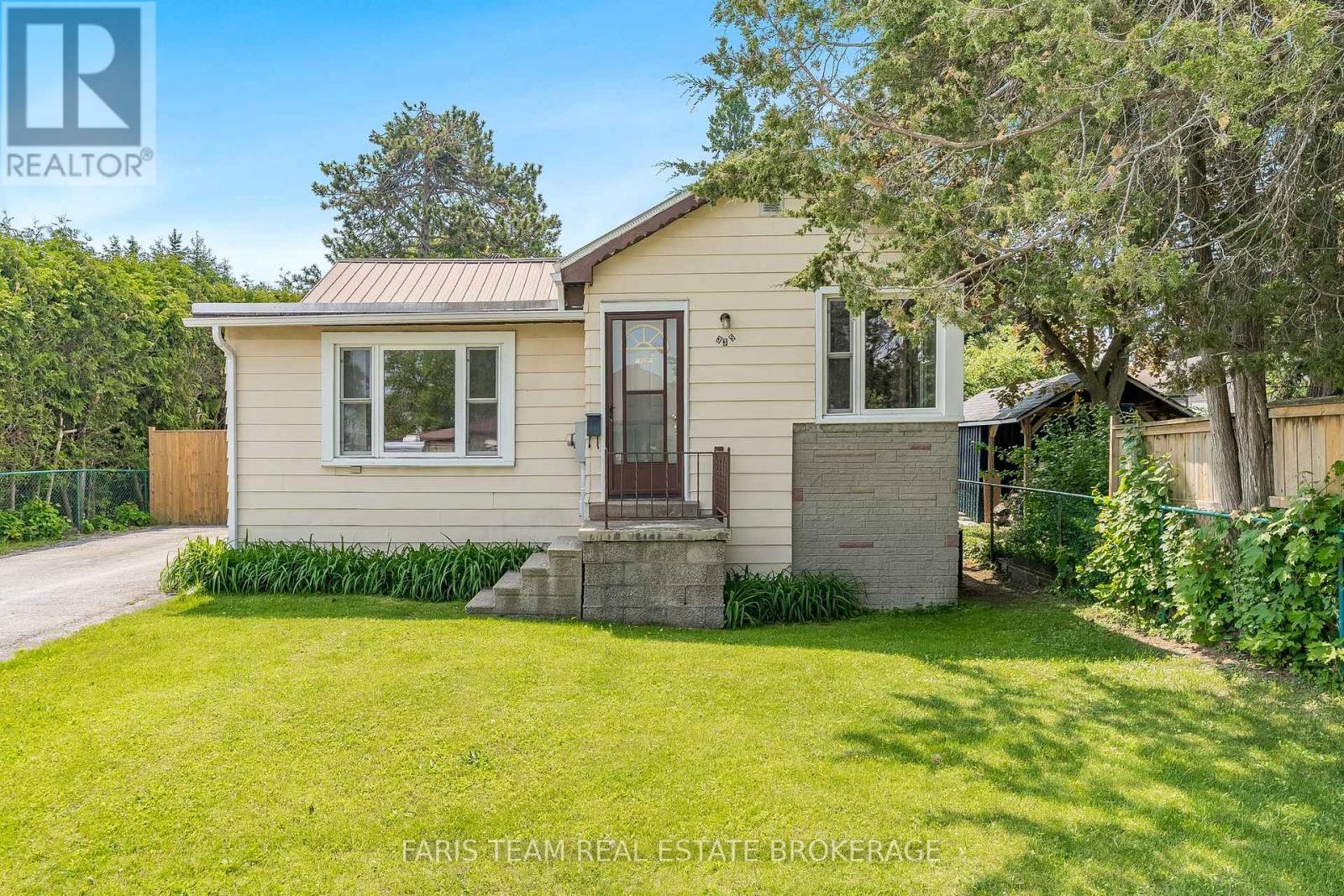 Property at 335 JOHN STREET image 3