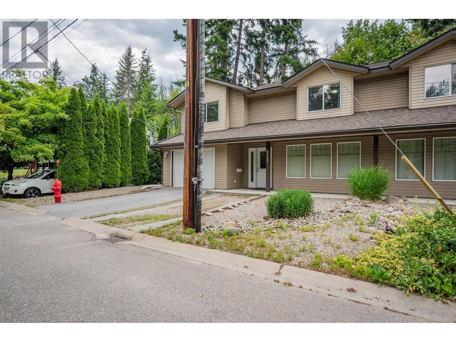 A-673 11th Ave Avenue, Castlegar, British Columbia  V1N 1J7 - Photo 45 - 10356538