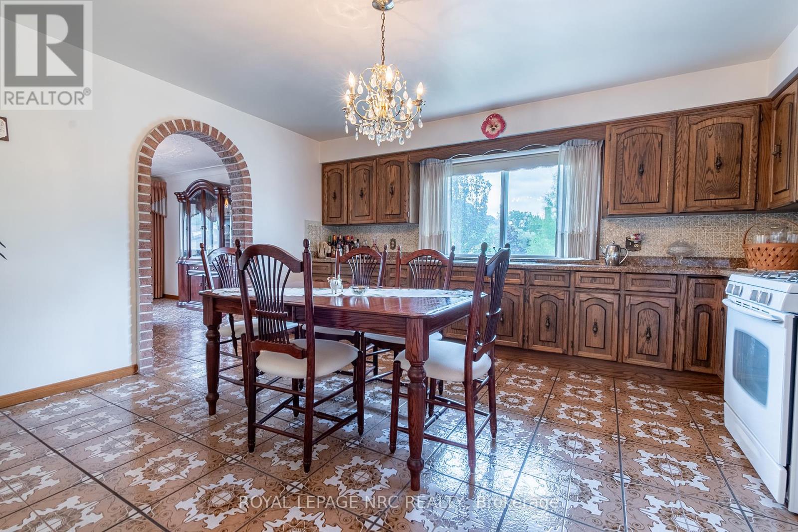 32 Gaspare Drive, Port Colborne, Ontario  L3K 2V2 - Photo 19 - X12295825