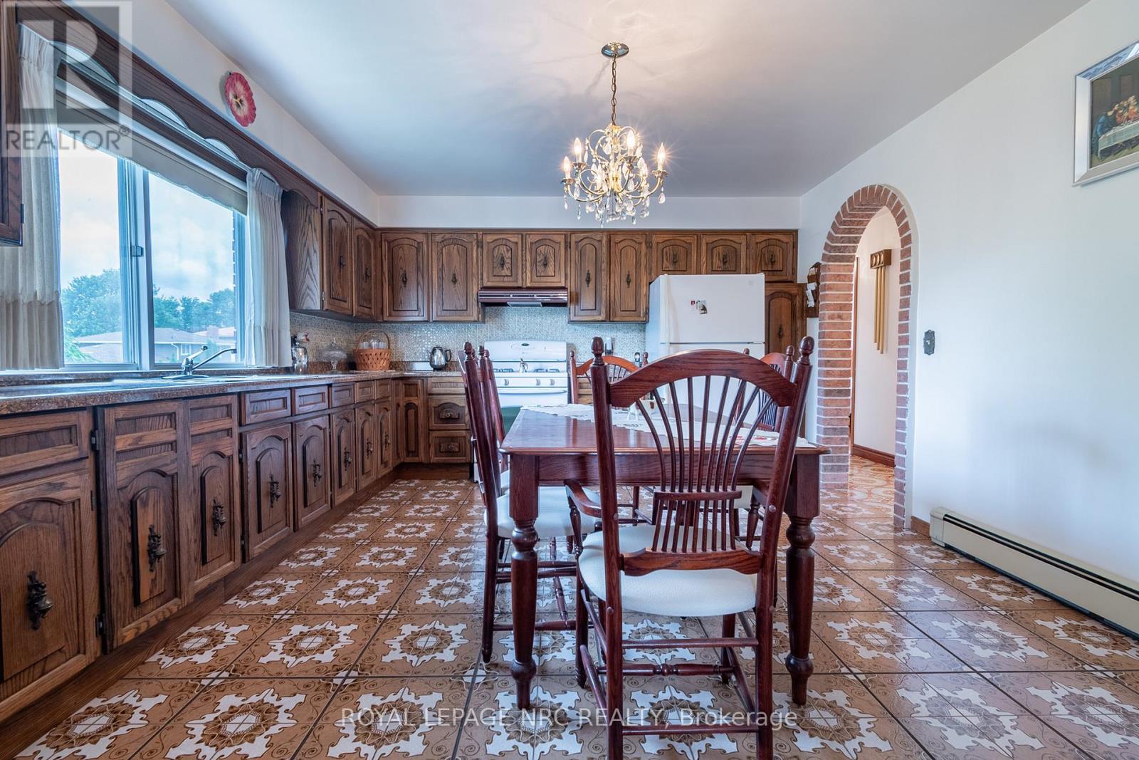32 Gaspare Drive, Port Colborne, Ontario  L3K 2V2 - Photo 20 - X12295825