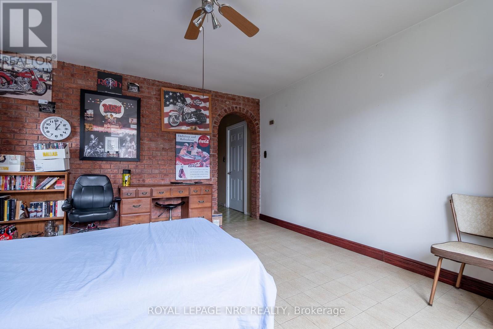 32 Gaspare Drive, Port Colborne, Ontario  L3K 2V2 - Photo 28 - X12295825