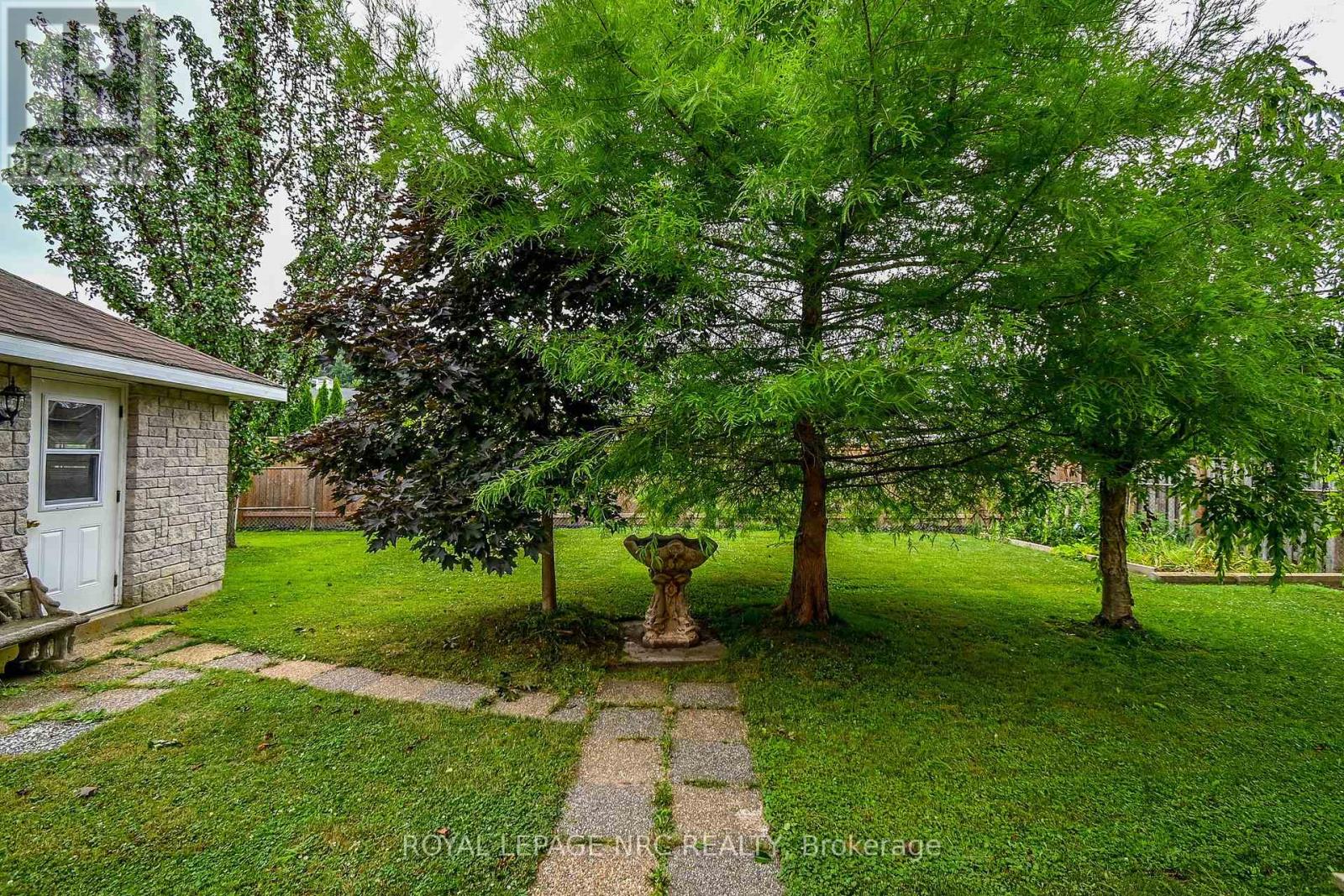 32 Gaspare Drive, Port Colborne, Ontario  L3K 2V2 - Photo 35 - X12295825
