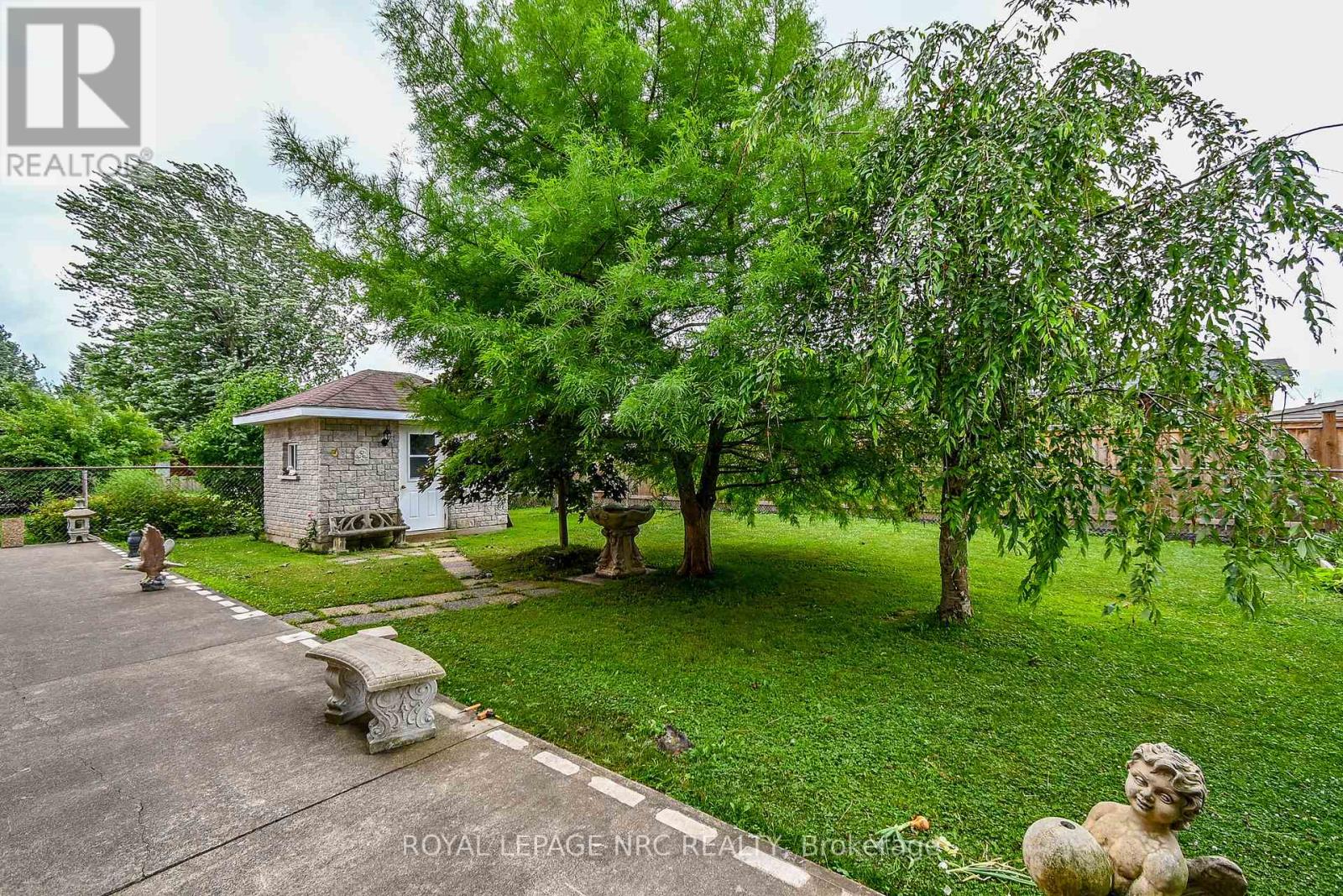 32 Gaspare Drive, Port Colborne, Ontario  L3K 2V2 - Photo 37 - X12295825