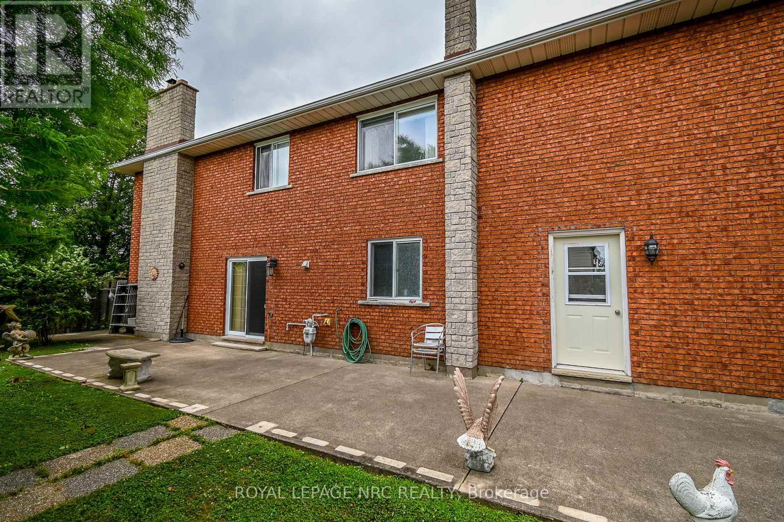32 Gaspare Drive, Port Colborne, Ontario  L3K 2V2 - Photo 6 - X12295825