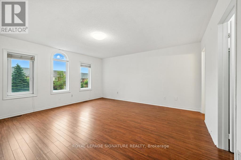 584 Doubletree Lane, Newmarket, Ontario  L3X 2K6 - Photo 22 - N12294328