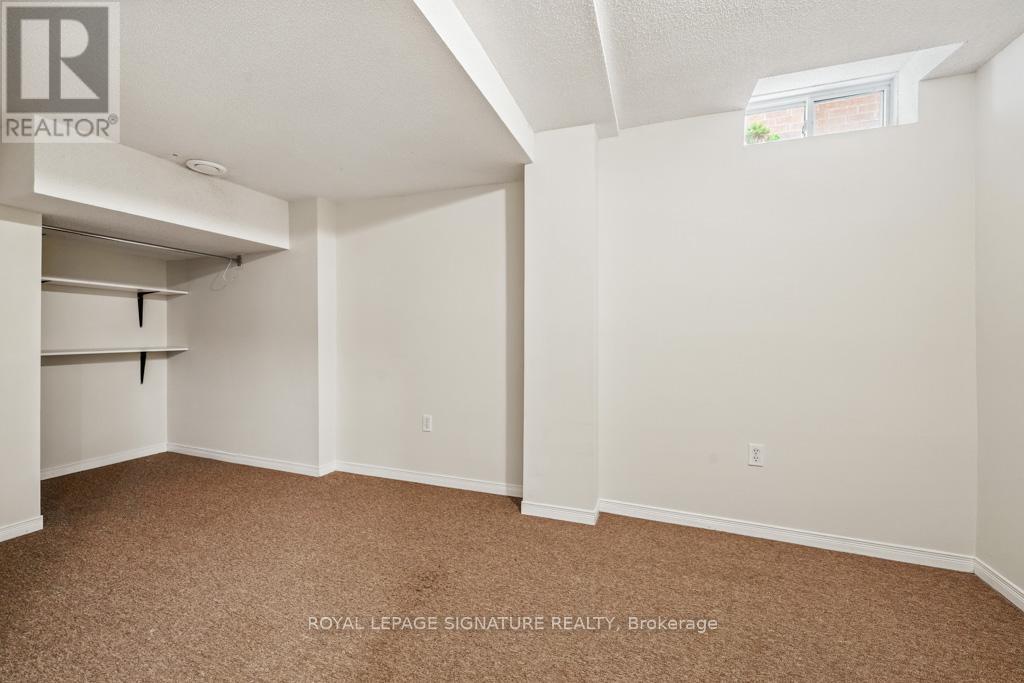 584 Doubletree Lane, Newmarket, Ontario  L3X 2K6 - Photo 32 - N12294328