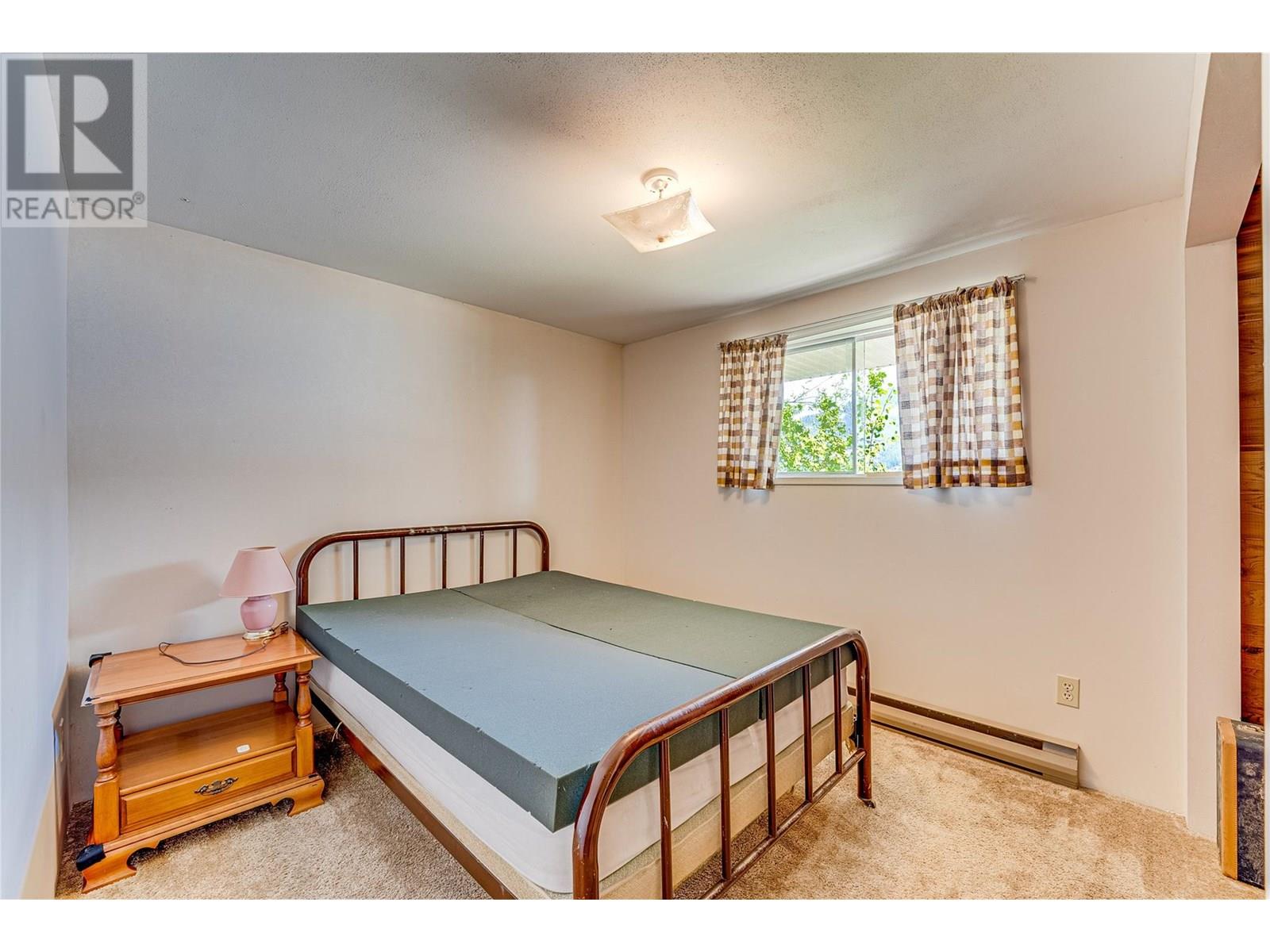 4742 Sunnybrae Canoe Point Road, Tappen, British Columbia  V0E 2X1 - Photo 22 - 10356611