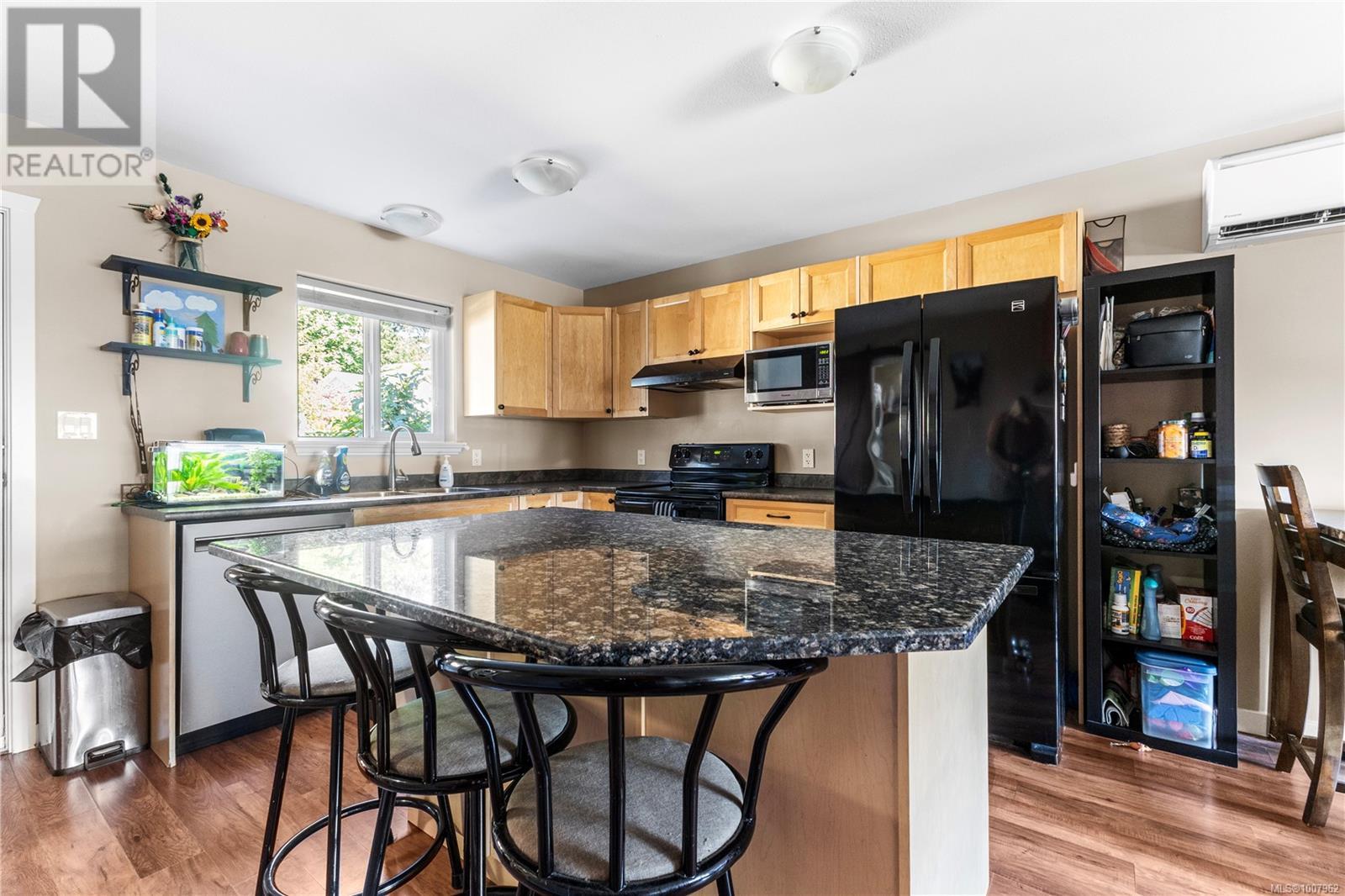 Property at 31 1120 Evergreen Rd image 2