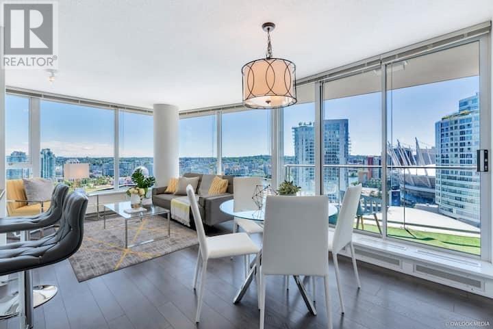2705 689 ABBOTT STREET, Vancouver, British Columbia