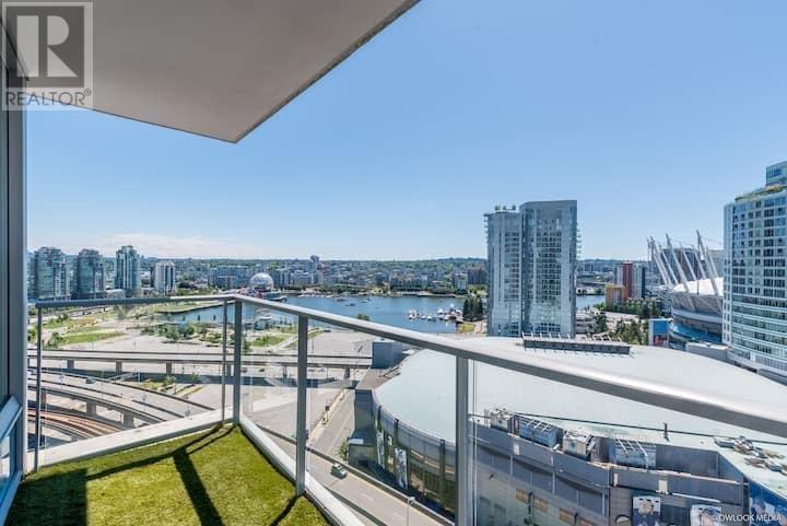 2705 689 Abbott Street, Vancouver, British Columbia  V6B 0J2 - Photo 3 - R3028684