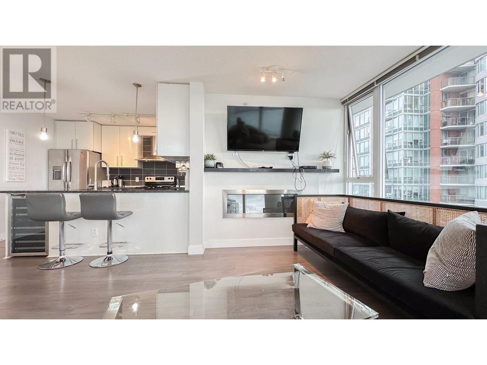 2705 689 Abbott Street, Vancouver, British Columbia  V6B 0J2 - Photo 5 - R3028684