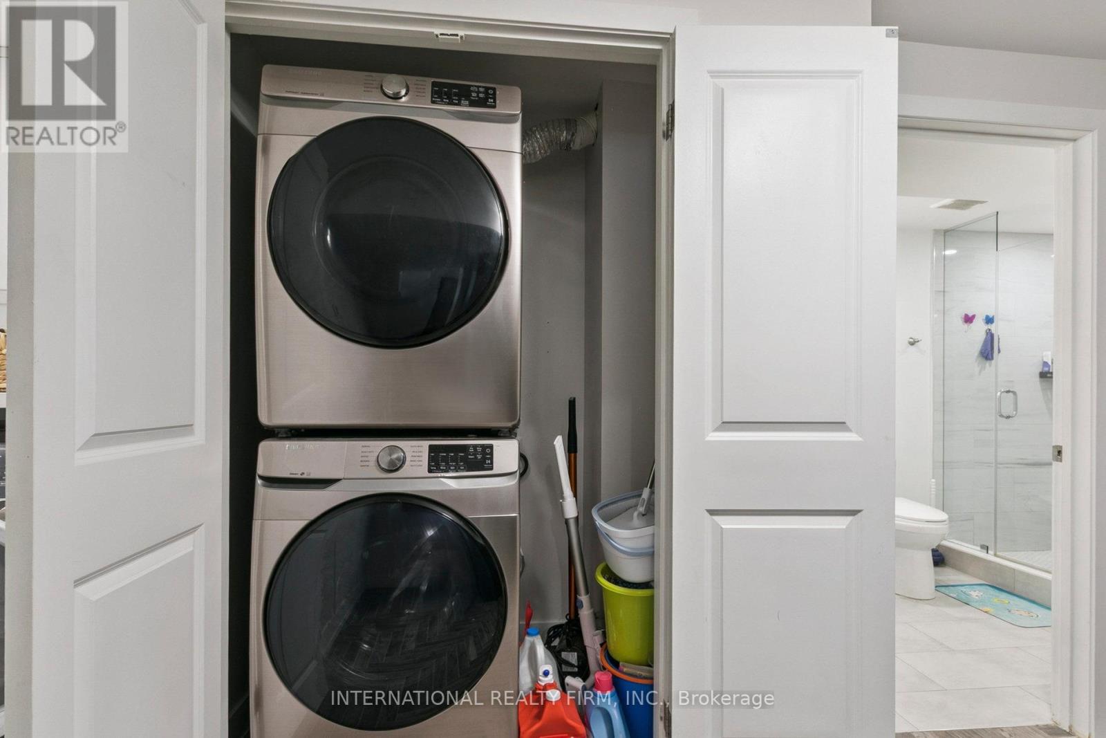 27 Treadgold Crescent, Toronto, Ontario  M3A 1X1 - Photo 38 - C12287229