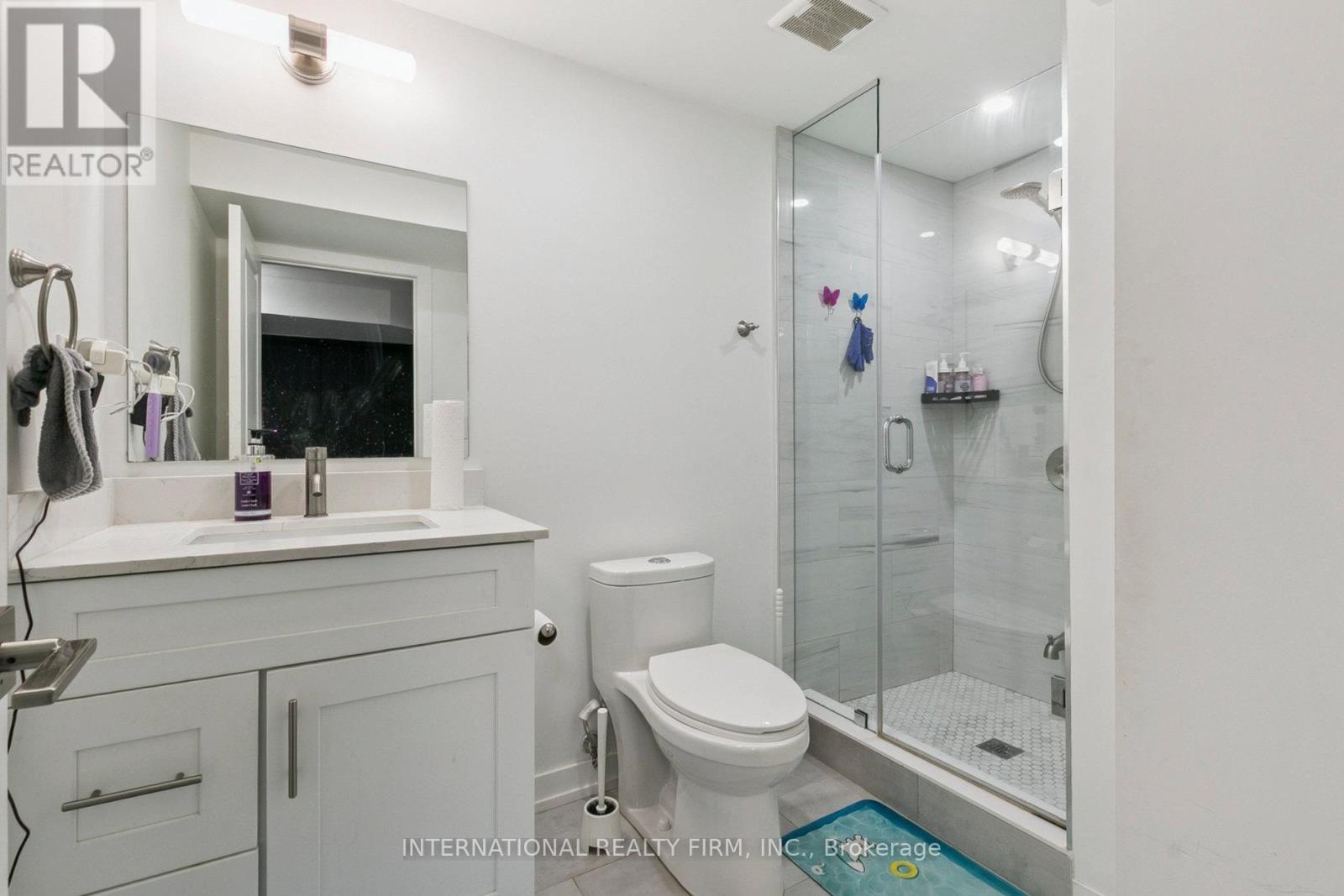 27 Treadgold Crescent, Toronto, Ontario  M3A 1X1 - Photo 37 - C12287229