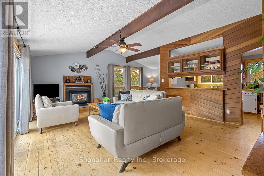 26 Elgin Street, Northern Bruce Peninsula, Ontario  N0H 2R0 - Photo 5 - X11938453