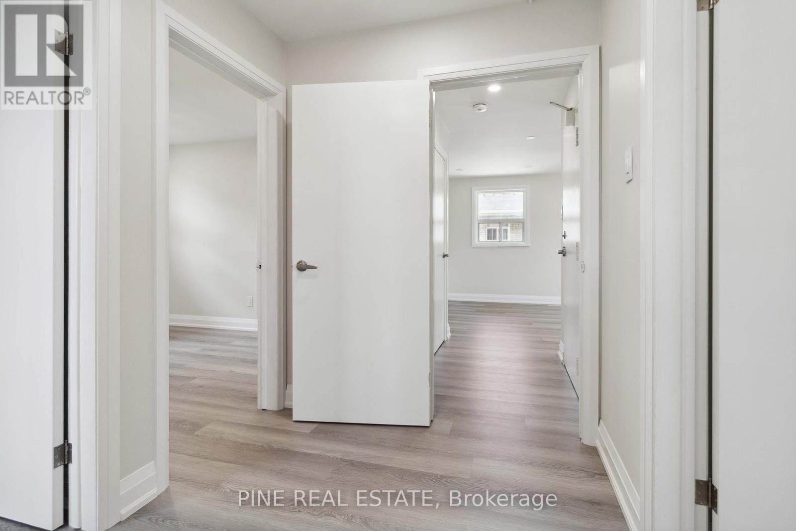 3 - 19 Queen Street W, Mississauga, Ontario  L5H 1L5 - Photo 16 - W12295822