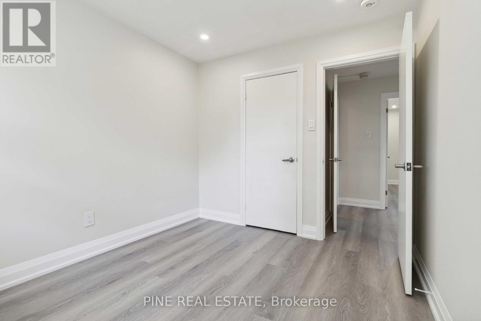3 - 19 Queen Street W, Mississauga, Ontario  L5H 1L5 - Photo 18 - W12295822