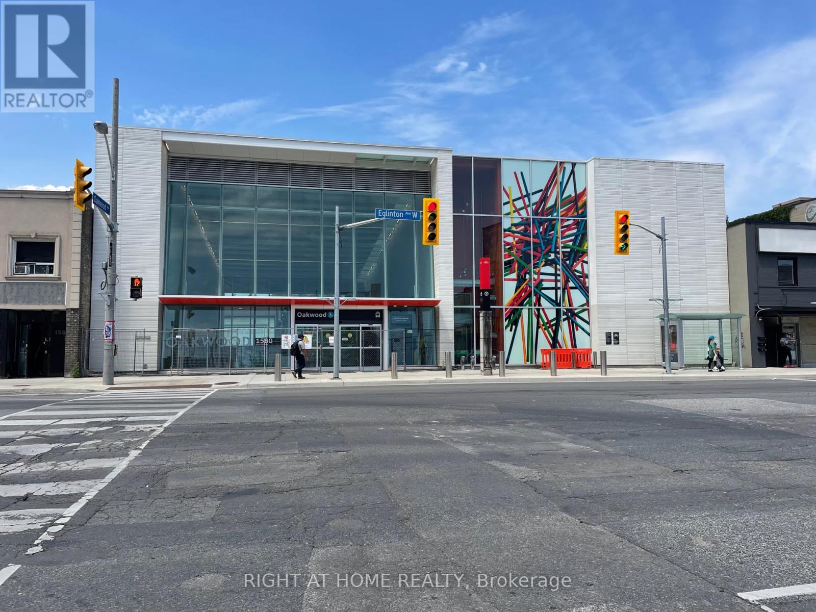 1590 EGLINTON AVENUE W, Toronto, Ontario