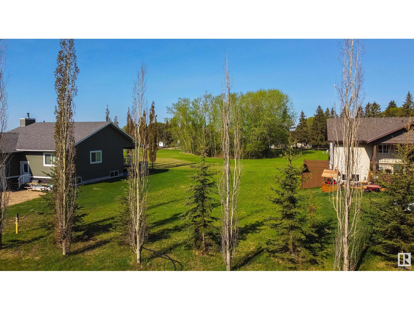 106 1 St, Rural Lac Ste. Anne County, Alberta  T0E 1A0 - Photo 10 - E4448740