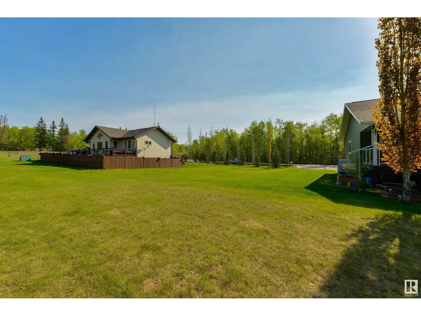 106 1 St, Rural Lac Ste. Anne County, Alberta  T0E 1A0 - Photo 9 - E4448740