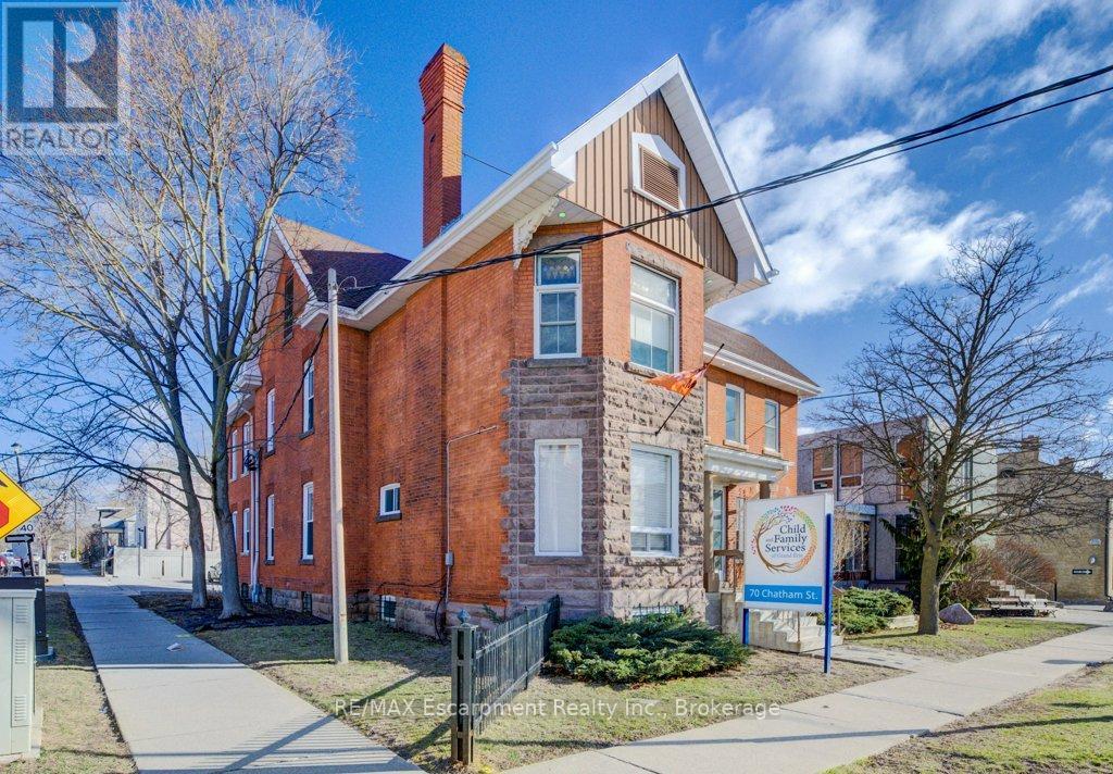70 CHATHAM STREET, Brantford, Ontario