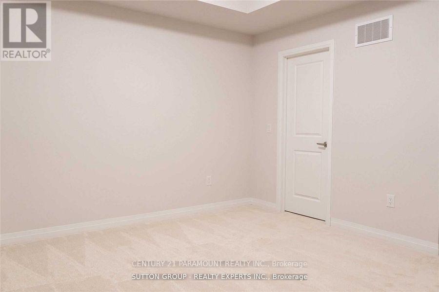 32 Crossmore Crescent, Cambridge, Ontario  N1S 0C7 - Photo 15 - X12295815