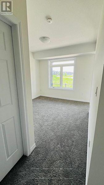 24 Lomond Lane, Kitchener, Ontario  N2R 1R7 - Photo 17 - X12295833
