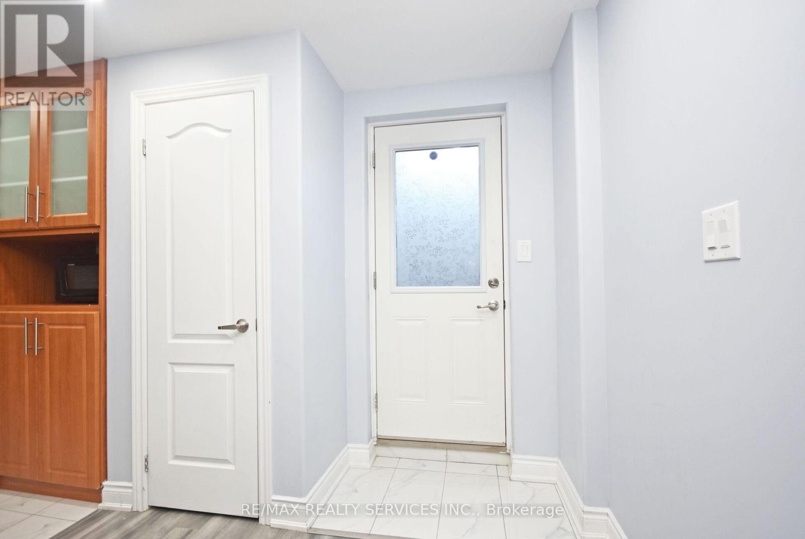 21 Magical Road, Brampton, Ontario  L7A 4P8 - Photo 24 - W12295660