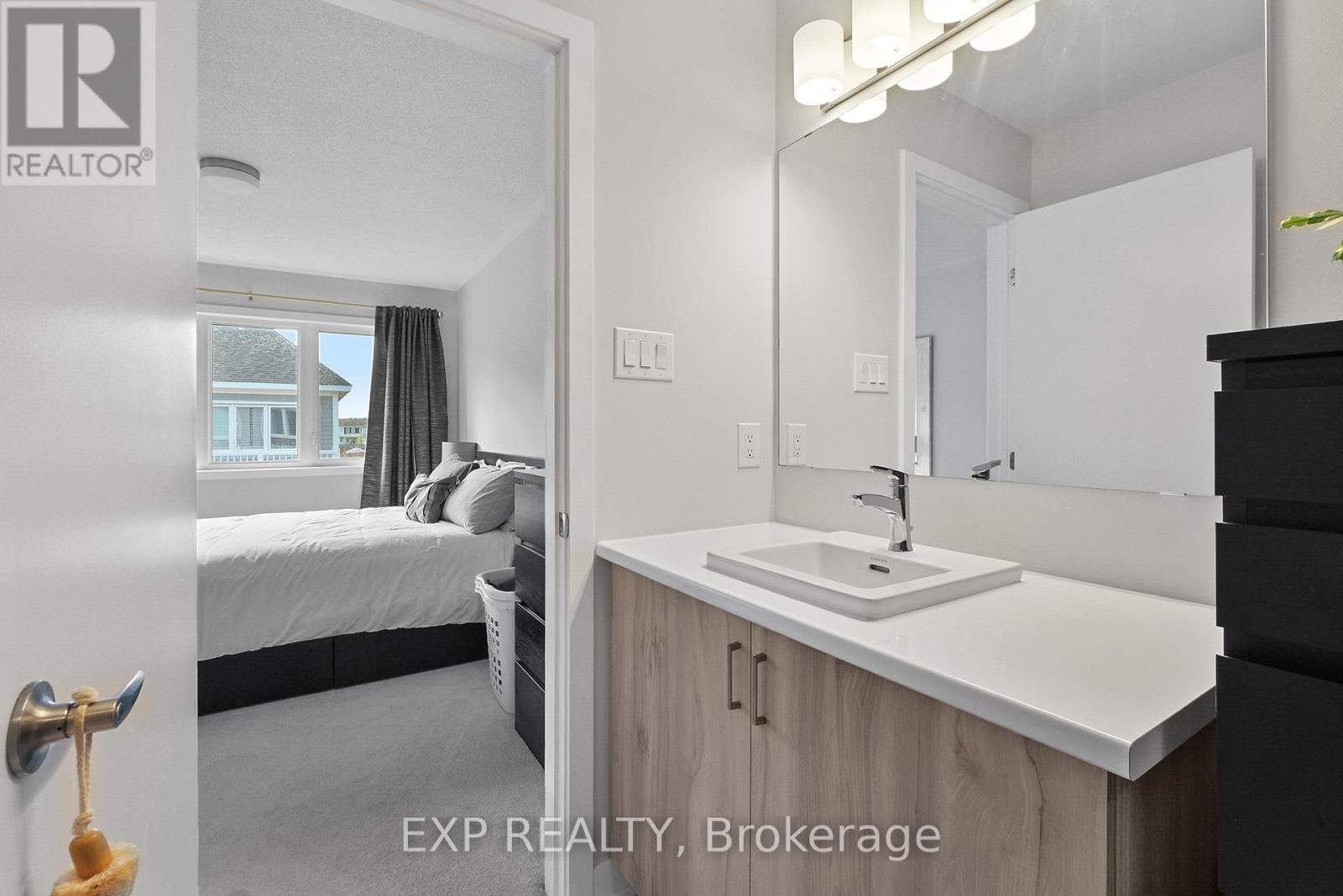 6323 Perth Street, Ottawa, Ontario  K0A 2Z0 - Photo 39 - X12288169