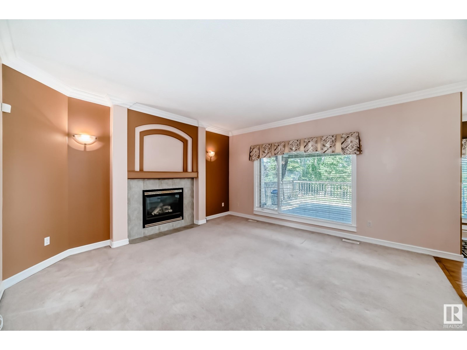 318 Darlington Cr Nw, Edmonton, Alberta  T6M 2R9 - Photo 10 - E4443822