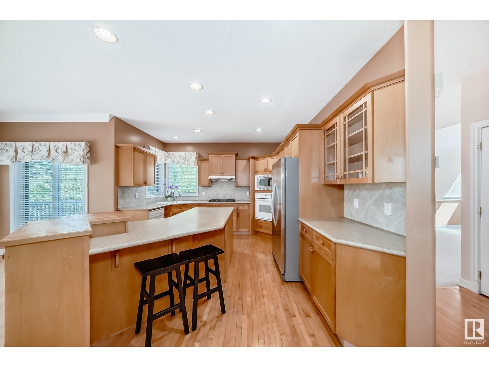 318 Darlington Cr Nw, Edmonton, Alberta  T6M 2R9 - Photo 7 - E4443822