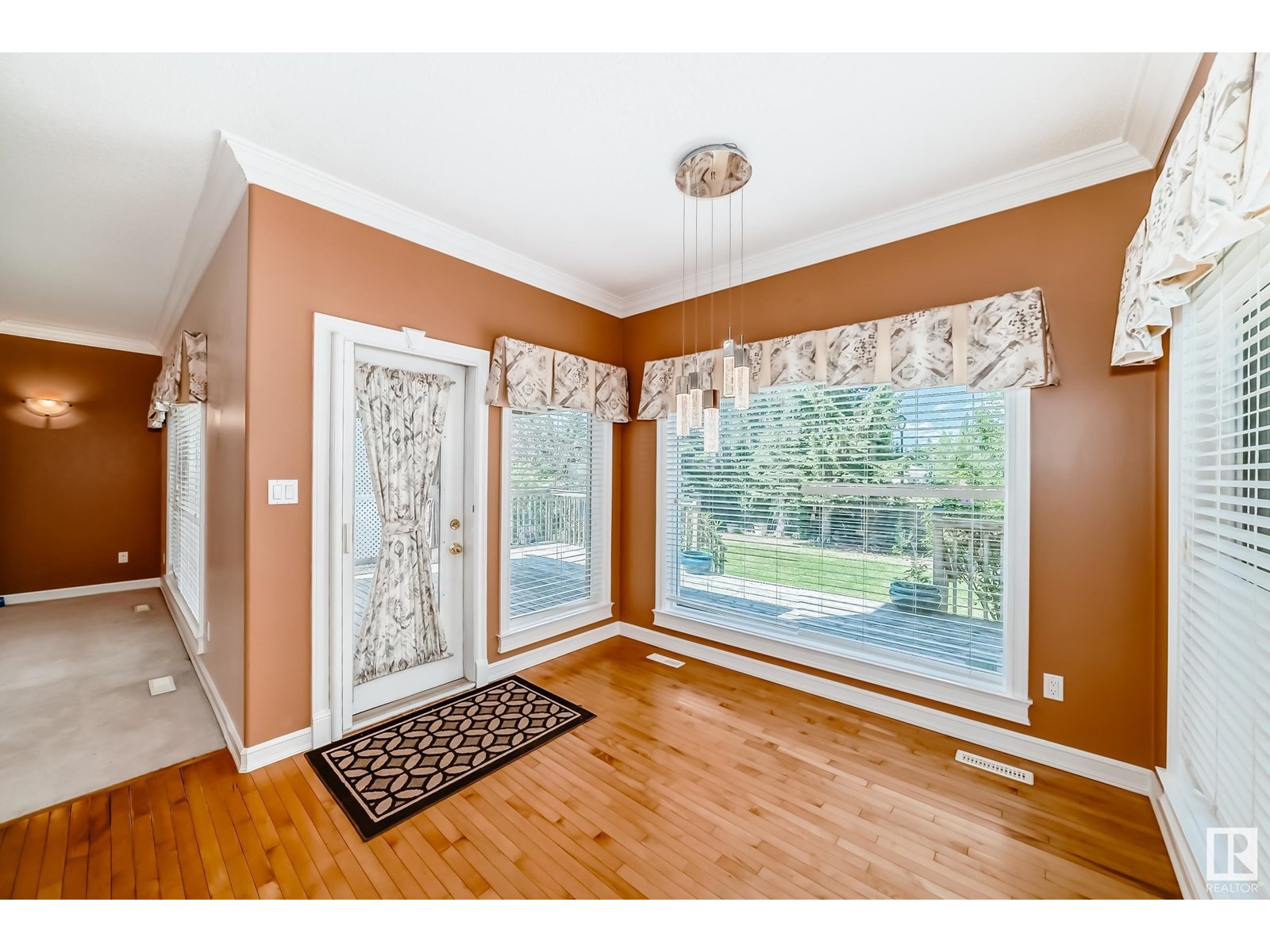 318 Darlington Cr Nw, Edmonton, Alberta  T6M 2R9 - Photo 14 - E4443822