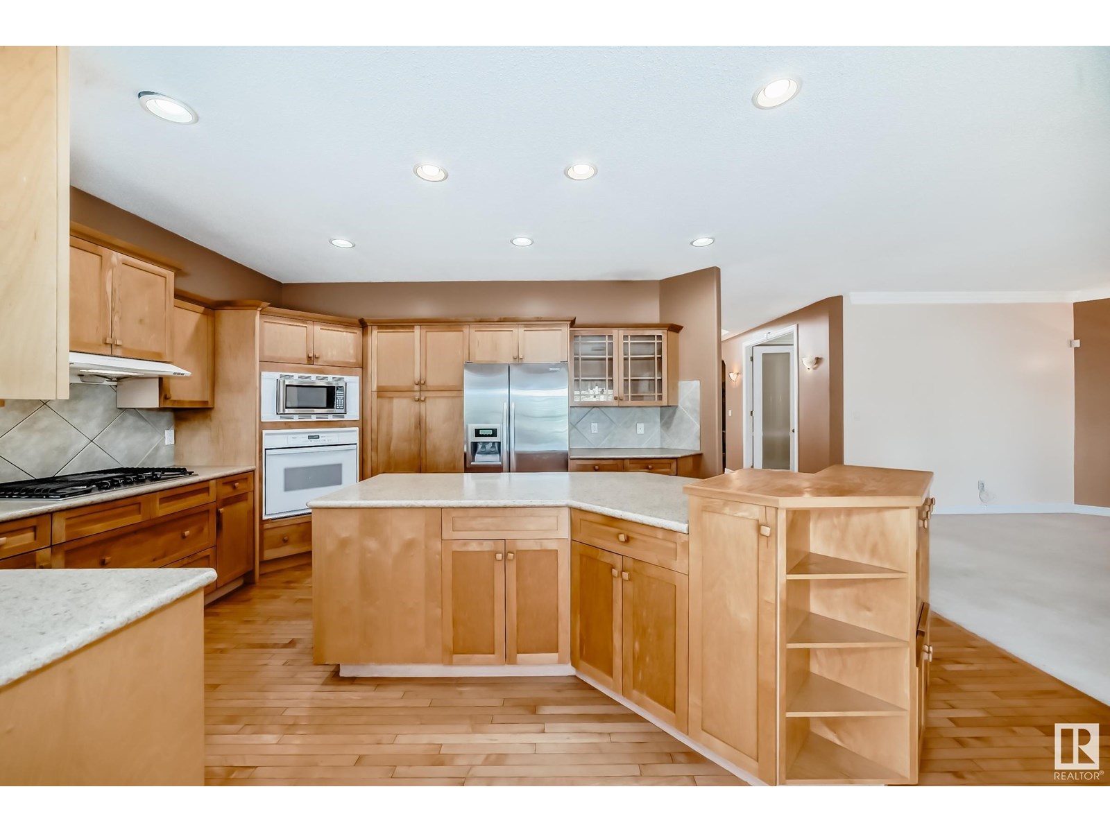 318 Darlington Cr Nw, Edmonton, Alberta  T6M 2R9 - Photo 9 - E4443822