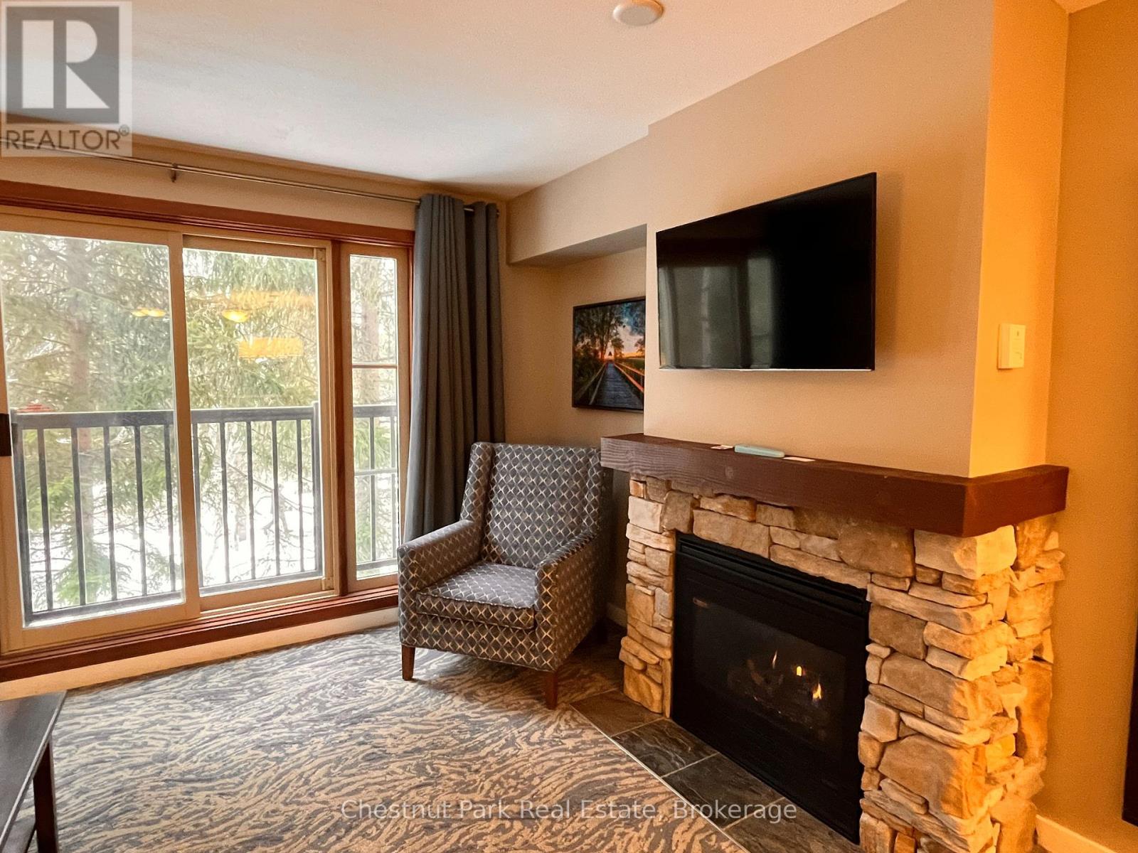 213 - 156 Jozo Weider Boulevard, Blue Mountains, Ontario  L9Y 0V2 - Photo 12 - X12293879