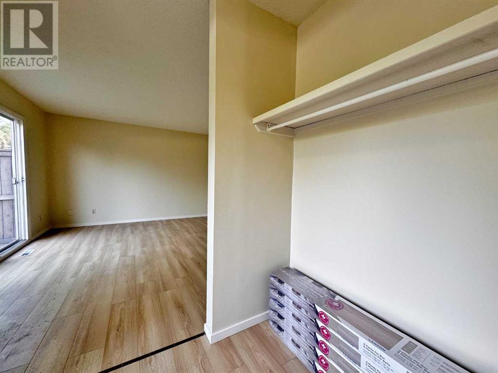 Property at 99, 219 90 Avenue SE image 3