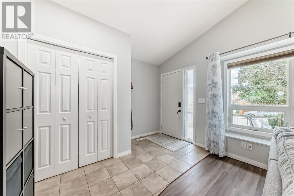 Property at 207 Deerview Way SE image 3