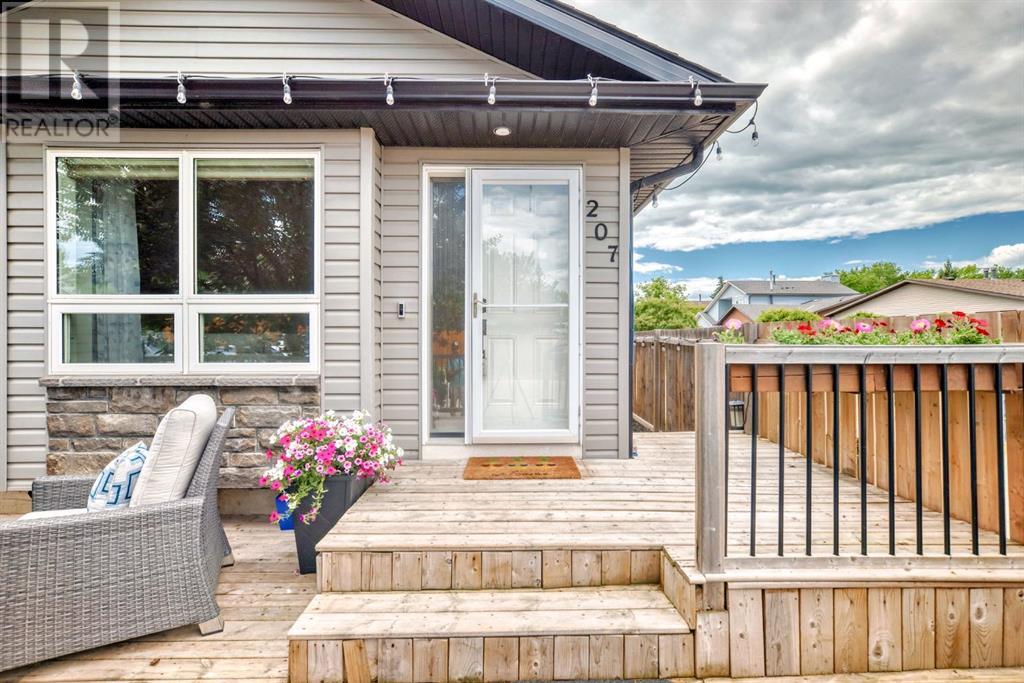 Property at 207 Deerview Way SE image 2