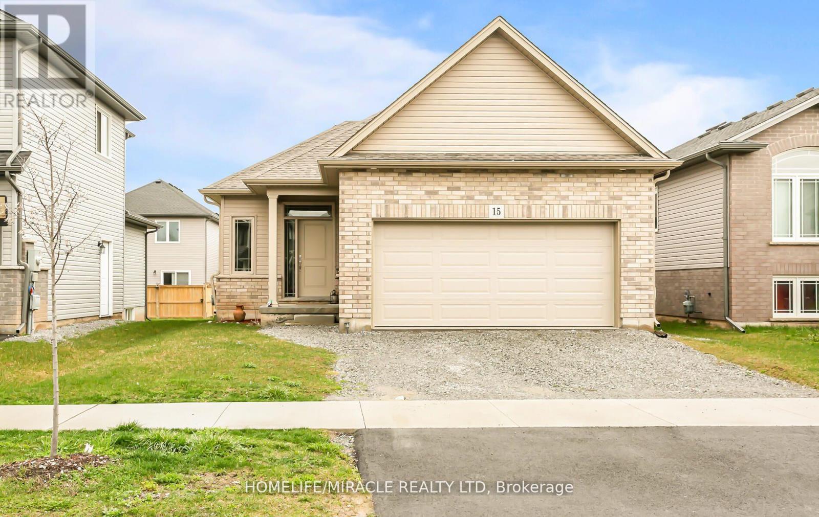 15 TUCKER STREET, Thorold, Ontario